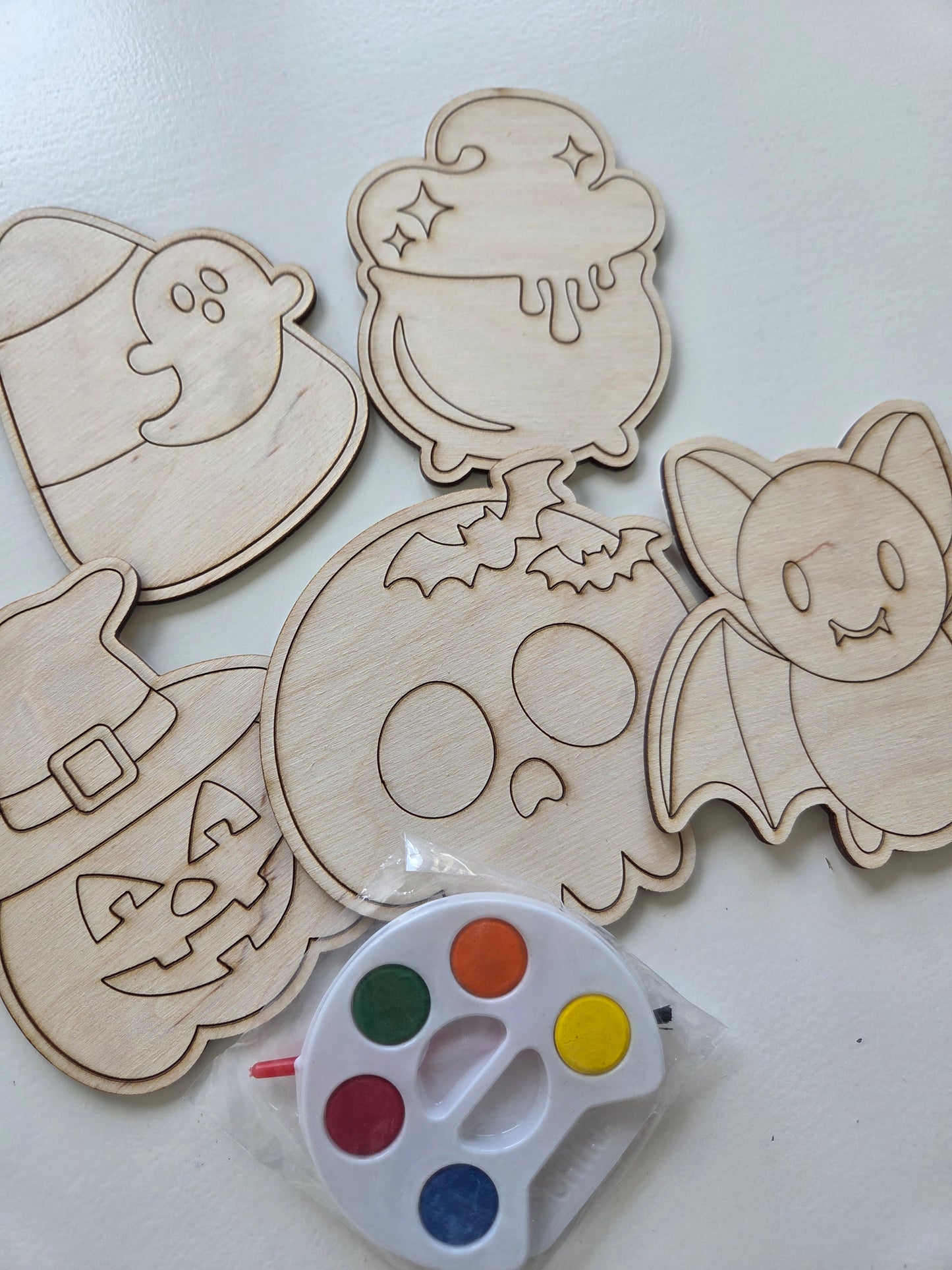 Halloween Spooks Art Kit
