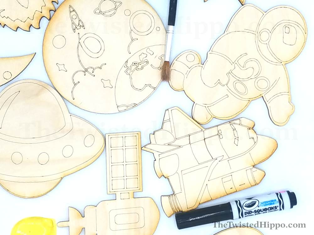 Out of This World Art Kit | 12 Pieces | Painting Kits