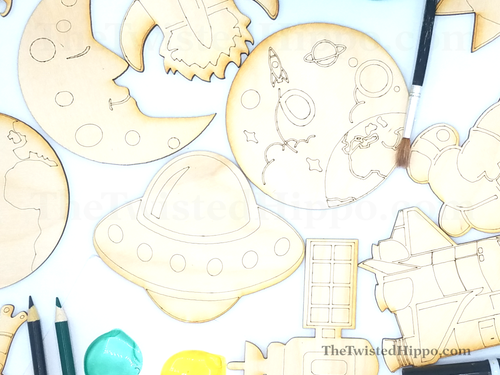 Out of This World Art Kit | 12 Pieces | Painting Kits