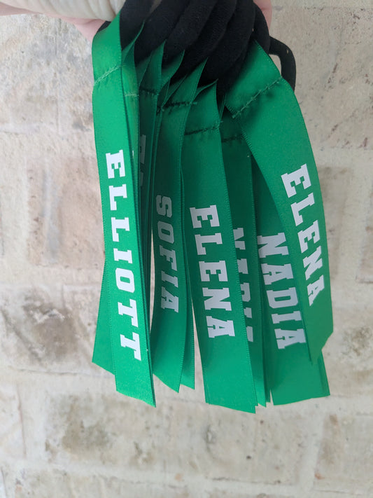 Pom-Pom Tags (One set is 2 Tags) |