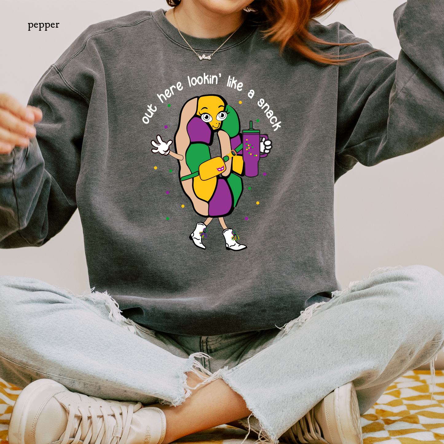 Out Here Looking Like A Snack | King Cake | Mardi Gras | Comfort Colors Sweatshirt
