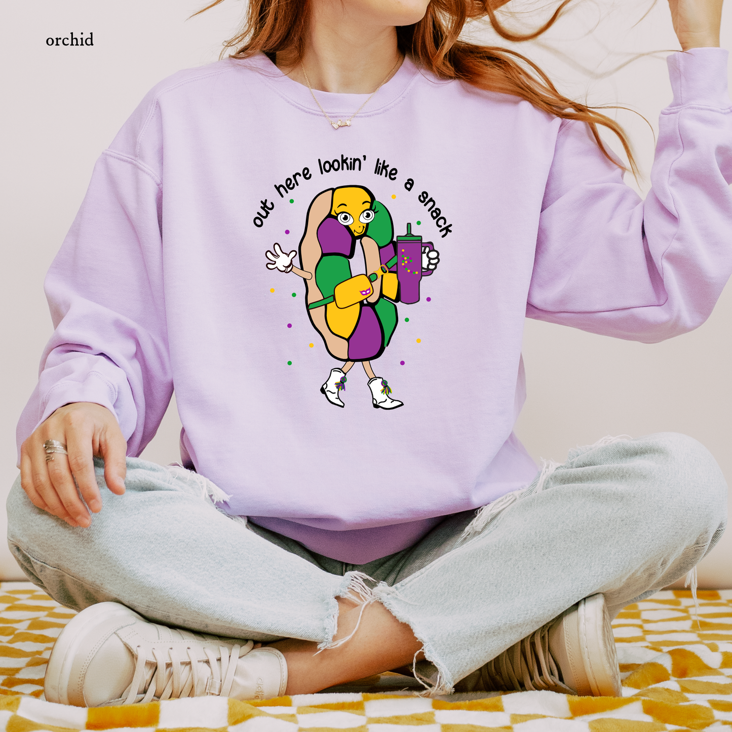 Out Here Looking Like A Snack | King Cake | Mardi Gras | Comfort Colors Sweatshirt