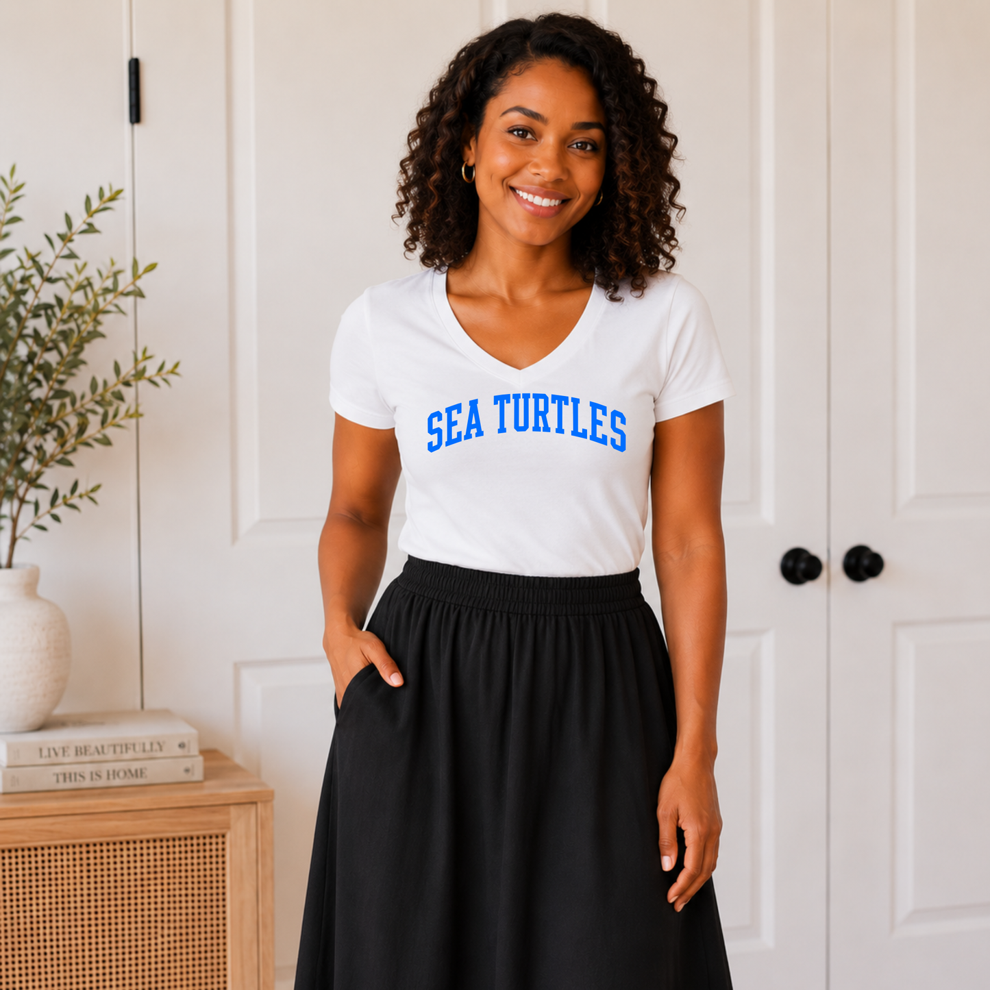 Sea Turtles Arch V Neck